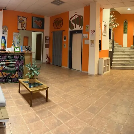 Hostel Beteyà Don Bosco *
