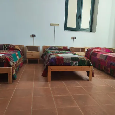 Beteyà Don Bosco Ostello Aeroporto di Catania Fontana Rossa